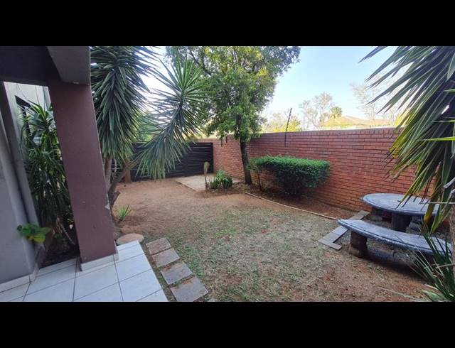 2 BEDROOM APARTMENT FOR SALE IN NORTH RIDING